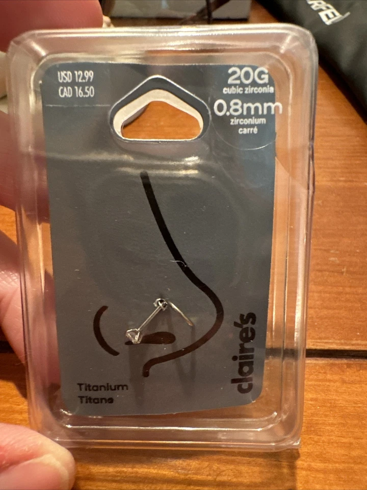 20G 0.8mm Nose Ring - Image 1 of 1