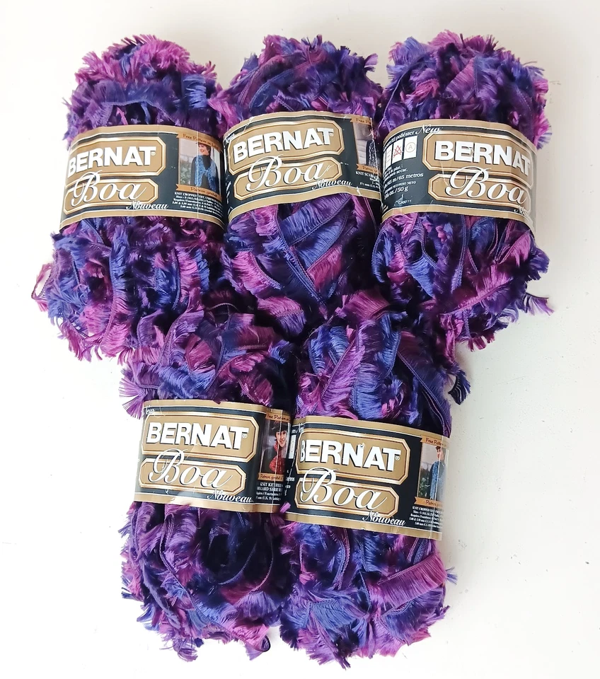 Bernat Boa Nouveau Parrot Purple Yarn 50g 81305 Skeins 71 Yards Eyelash