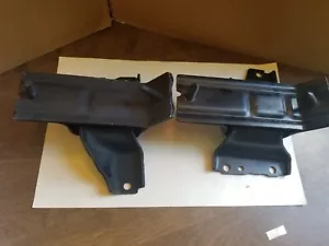 A2929 And A2930 Engine Mounts - Left And Right - Picture 1 of 12