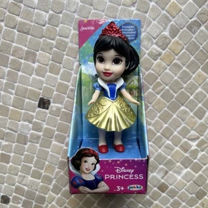 Jakks Pacific Mini Toddler 3" Disney Princess Snow White - Picture 1 of 5
