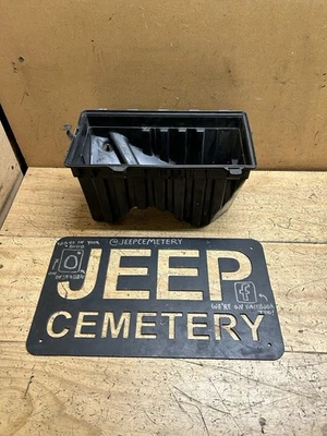 91-01 Jeep Cherokee XJ Comanche MJ Caja Filtro Aire Admisión Parte Inferior Media 4.0L Foto 1 de 4