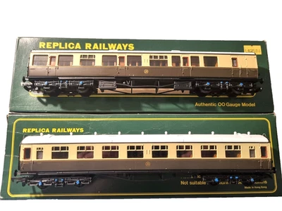 REPLICA RAILWAYS - 2 BRITISH COLLETT PASSENGER COACHES G.W.R. 00 Scale BOXED EC - Image 1 of 4