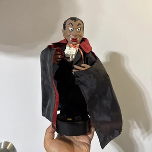 Vintage 90s Halloween Factory Animated Talking Halloween Vampire Working Gemmy - Picture 1 of 7