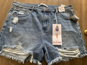 NWT Celebrity Pink Distress Frayed Hi-rise Light Washed Women's Denim Short 36 - Picture 1 of 7