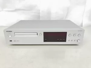 Onkyo Lettore CD Audio Alta Risoluzione C-N7050 Sorgente Sonora Argento Spedizione Gratuita - Foto 1 di 2