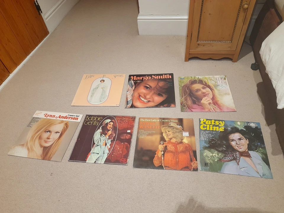 Collection 7 Country vinyl LPs Records Patsy Cline Bobbie Gentry Tammy Wynette - Image 1 of 1