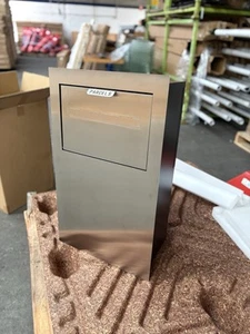 ZOOMTEC Built-in-wall Letterbox, Stainless Steel Front, Parcel drop box X103 - Picture 1 of 4