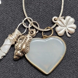 Charms On Monet chain, Clover,heart,shell , Chrystal, - Picture 1 of 4