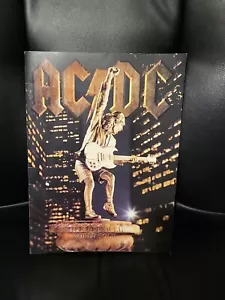 AC/DC Tour book Stiff Upper Lip World Tour Book 2000-2001 Angus Brian Malcolm - Picture 1 of 11