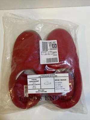 Lands’ End - Rich Red Fleece CLOG SLIPPERS Youth Size 5 BRAND NEW - Image 1 of 4