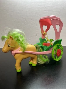 Vintage 1984 Maple Stirrup and the Oatsmobile Strawberry Shortcake R5 - Picture 1 of 9