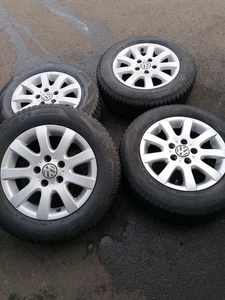 VW Golf 5/6 4x Allwetterreifen 195-65-R-15 91H M+S Falken m. Orig.VW Alufelgen - Bild 1 von 24