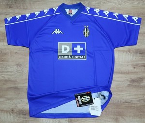 juventus kappa kit