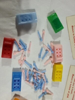 Vintage Milton Bradley 1970 The Game Of Life, Pawns Cars Replacement Part Piece  - Image 1 of 2