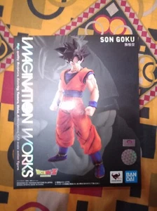 DRAGON BALL Z - Son Goku 1/9 Imagination Works Action Figure Bandai - Foto 1 di 2