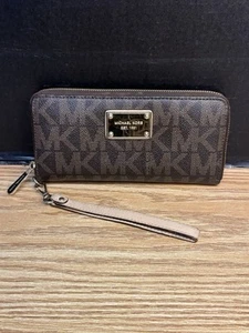 Michael Kors Jet Set Continental Logo Brown Leather Zip Wallet #4688 - Picture 1 of 13