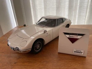 DeAGOSTINI Weekly 1/10 Toyota 2000GT Completed Product Made in Japan Used F/S - Picture 1 of 11