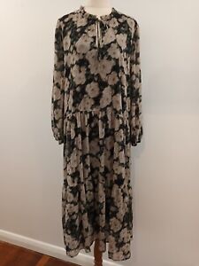 DECJUBA Ladies Long Dress Size 14 Long Sleeves Floral Lined As New