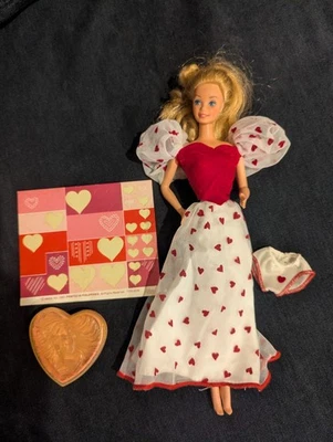 Muñeca Barbie Loving You 1983 Mattel #7072 vestido corazón rojo - USADA Foto 1 de 2