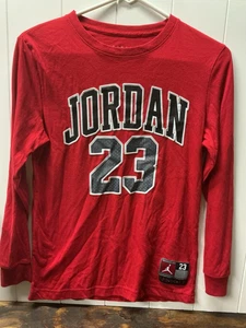 Michael Jordan No. 23 Chicago Bulls Practice Flight Youth L Long Sleeve Shirt - Picture 1 of 3