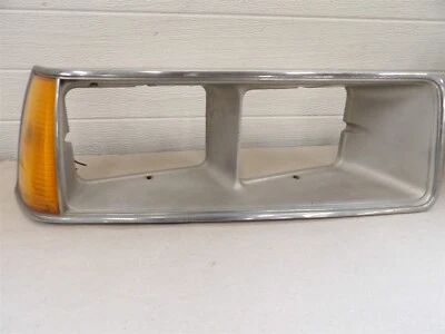 MERCURY COUGAR 1983-1986 RH PASSENGER SIDE HEADLIGHT BEZEL DOOR TRIM MOULDING - Image 1 of 4