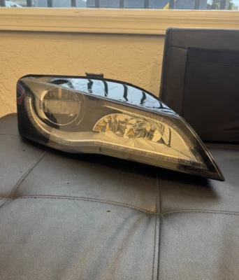 Faro lateral derecho Audi R8 2010, 2011, 2012, 2013 (LED) Foto 1 de 4