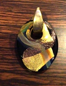GORGEOUS NEW HANDBLOWN GLASS PENDANT! STERLING BALE (MARKED). - Picture 1 of 4