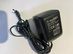 Motorola C115,C116,C117,C121,C123,C155,C156,C300 SPN4682B European AC Adaptor - Picture 1 of 3