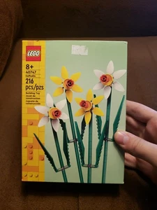NUEVO LEGO Botanicals: juguete de construcción narcisos (40747), 216 piezas, 8+ - Imagen 1 de 9