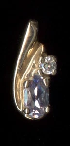 Colgante de piedras preciosas de tanzanita azul púrpura ovalado de 5 mm de oro amarillo macizo fino de 10K bS - Imagen 1 de 3