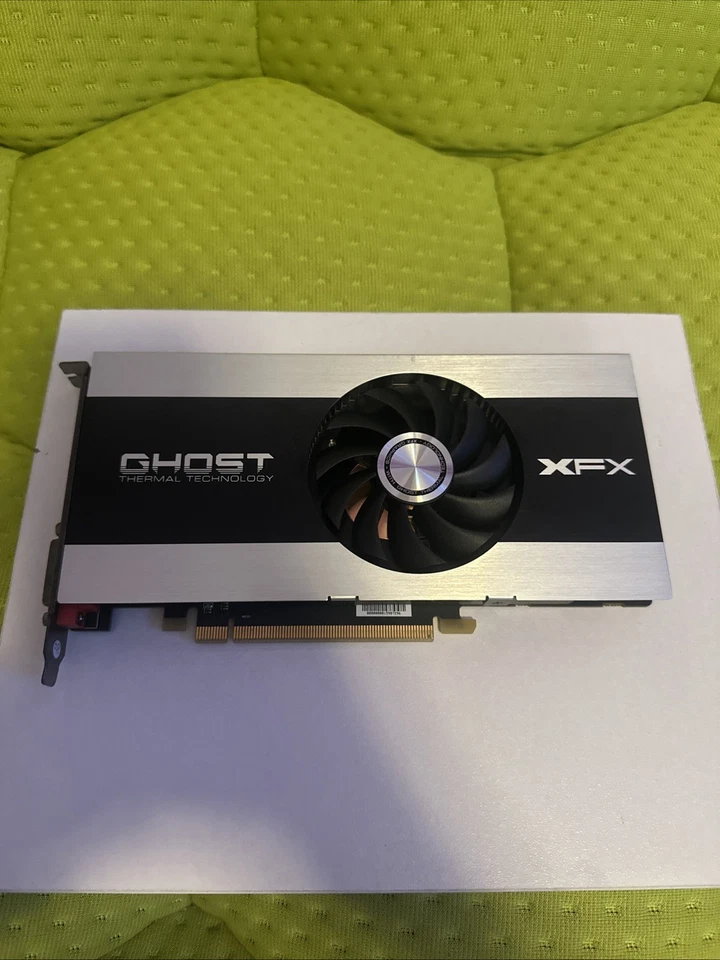 XFX AMD Radeon R7750 Ghost Ed 1GB Video Graphics Card GPU DP HDMI FX-775A-ZN - Image 1 of 4