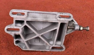 Porsche 911 Turbo 930 Air Conditioning AC Compressor Mount Bracket 93012611900 - Foto 1 di 24