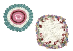 Dos tapetes de ganchillo vintage coloridos mesa decoración del hogar 1 redondo 1 cuadrado - Imagen 1 de 10