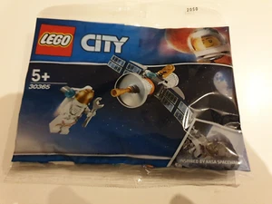 LEGO CITY Space Satellite 30365 Neu OVP Polybag - Bild 1 von 3