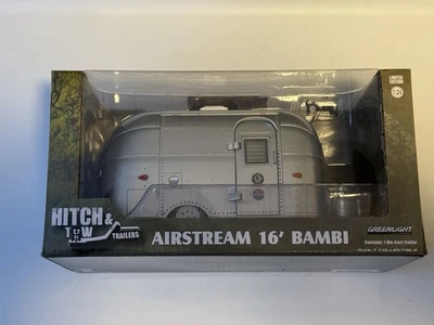 Greenlight 1/24 AIRSTREAM 16' BAMBI Die-Cast Hitch And Tow New 2016 - Image 1 of 4