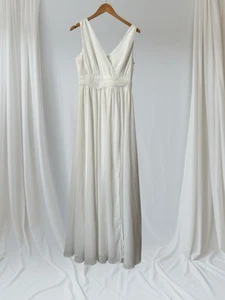 Abito da sposa bianco Lulus nuovo con etichetta Surplice chiffon medio completamente foderato maxi - Foto 1 di 24