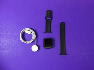 Apple Watch Series 7 45mm Aluminum (GPS) – Great Condition, 94% Battery - Picture 1 of 7