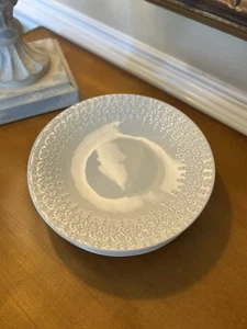 Pottery Barn Fair Isle Embossed Salad Plate (4) White NWOT OPEN BOX - Picture 1 of 6