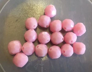 Vintage German Perfect Pink Opaque Multi Faceted Lantern Lucite Bead Lot - Picture 1 of 4