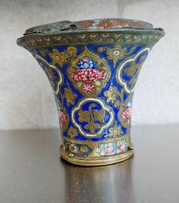 ANTIGUA COPA QAJAR ESMALTE Y HOJA DE ORO PICTÓRICA QALIYAN Foto 1 de 4