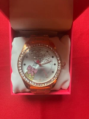 Reloj Betsey Johnson Tono Oro Rosa Bisel Cristal Esfera Champagne 6.75" Nuevo Batt. Foto 1 de 3