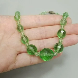 Vintage Green Glass Beaded Necklace 15 Inch Long Barrel Clasp - Picture 1 of 9