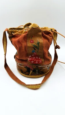 Bolso cubo vintage español de cuero y tela Foto 1 de 4
