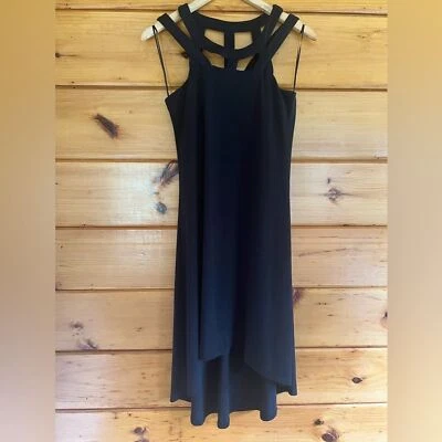 NUEVO SIN ETIQUETAS Favorecedor Vestido CUPIO Sin Mangas con Detalle de Cuello Recortado S Foto 1 de 4