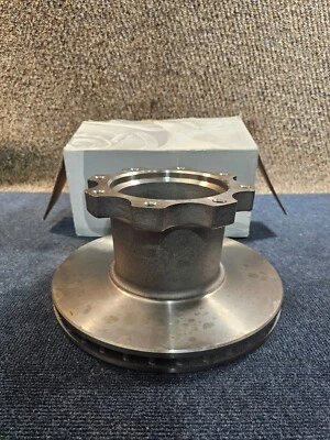 CARQUEST YH528135 Disc Brake Rotor and Hub Assembly For 2006-2008 Workhorse - Image 1 of 4