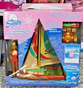 RARE VINTAGE SINDY SAILING BOAT MOTORBOAT HOLIDAY SOUND HASBRO NEW ! - Afbeelding 1 van 5