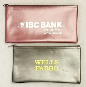 Set aus zwei Banktaschen mit Reißverschluss oben Pfandtaschen Wells Fargo & IBC Bank - Bild 1 von 4
