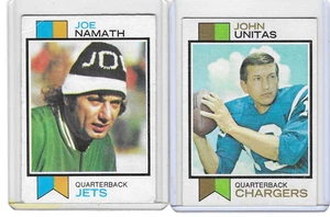 LOT 2 1973 TOPPS QBs JOE NAMATH #400 (HOF) JOHN UNITAS #455 (HOF) - Picture 1 of 2