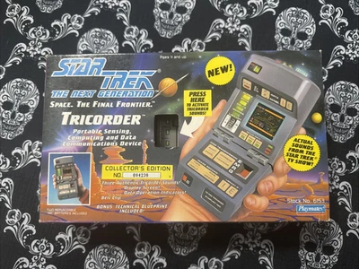 Star Trek: The Next Generation: Tricorder 1993 Playmates Collectors Ed. #6153 - Image 1 of 4