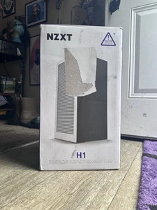 NZXT H1 Mini-ITX PC Case Mini PC PCIe 4 - Photo 1/7